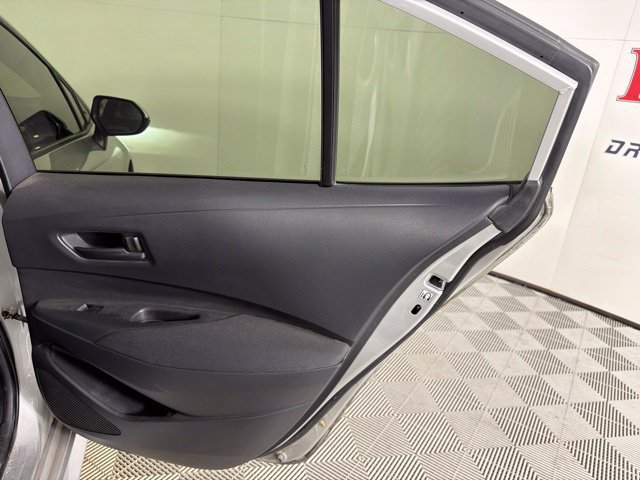 Used 2022 Toyota Corolla LE FWD image 37