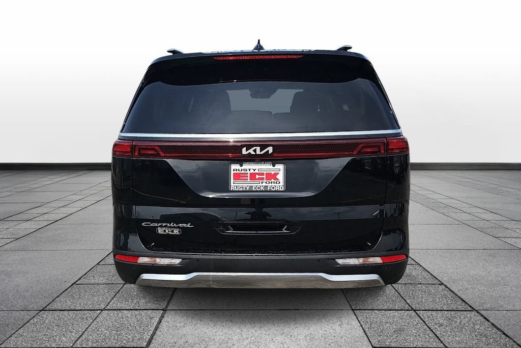 Used 2022 Kia Carnival SX FWD image 6