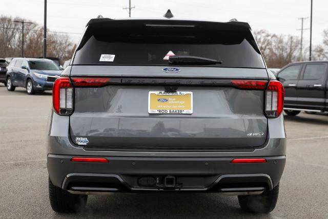 Certified 2025 Ford Explorer ST-Line w/ Premium Package image 5