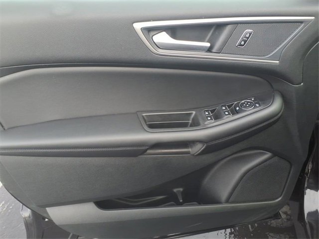 Certified 2024 Ford Edge SEL w/ Convenience Package image 11