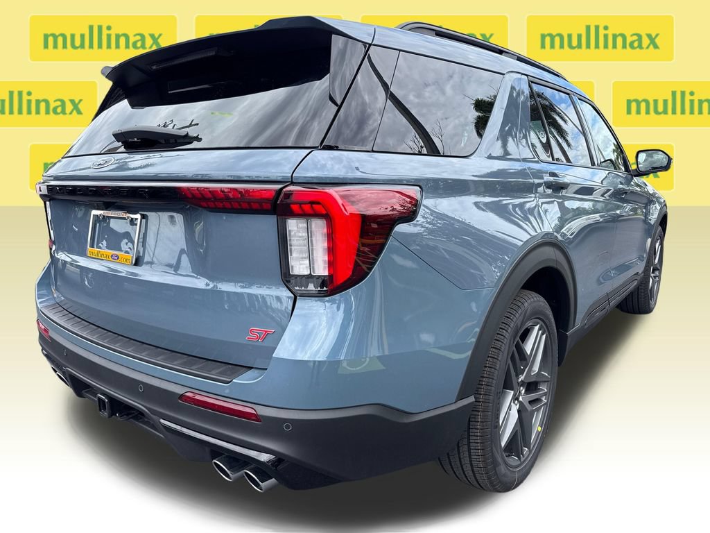 Certified 2026 Ford Explorer ST RWD image 15