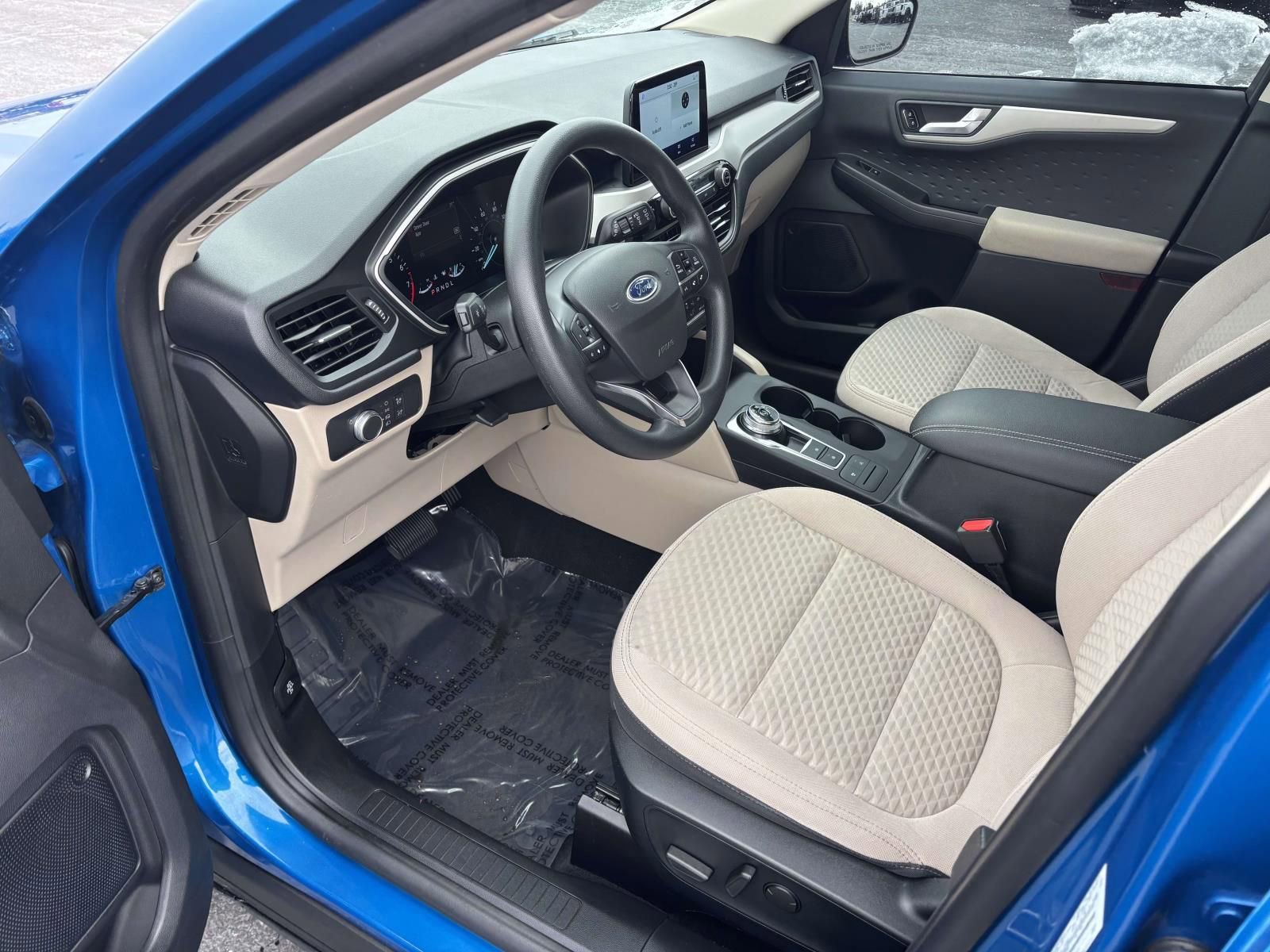 Certified 2020 Ford Escape SE image 27