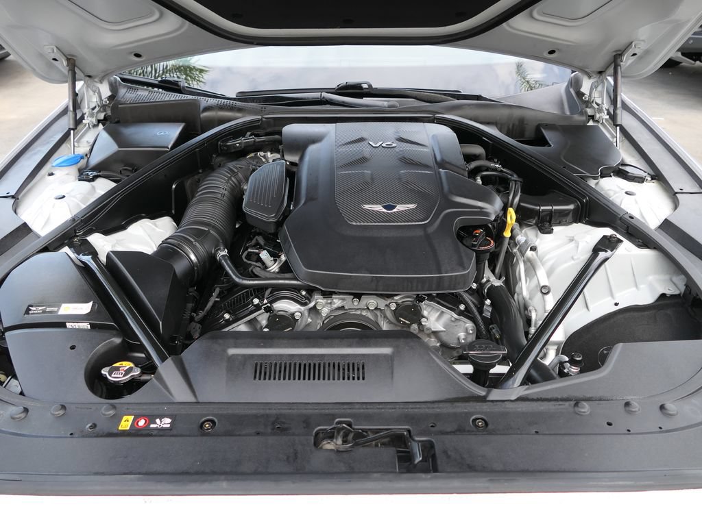Used 2018 Genesis G80 3.8 RWD image 30