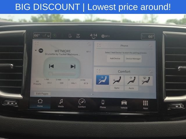 Used 2023 Chrysler Pacifica Touring-L FWD image 35