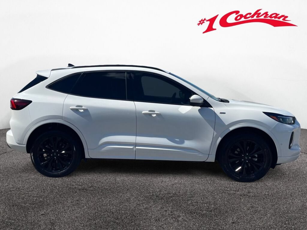 Certified 2023 Ford Escape ST-Line Elite w/ Premium Technology Package AWD/4WD image 28