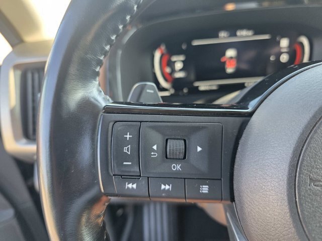 Used 2022 Nissan Pathfinder Platinum w/ Cargo Package AWD/4WD image 19