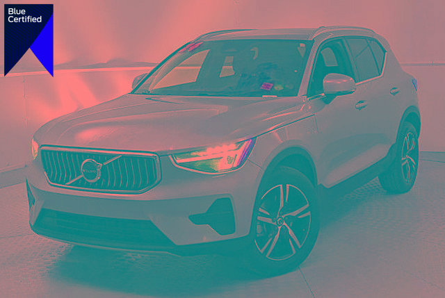 Used 2024 Volvo XC40 B5 Core