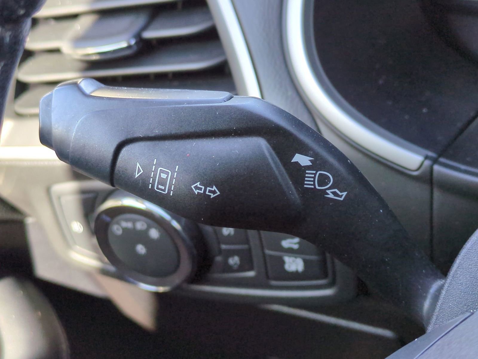 Certified 2019 Ford Edge SEL w/ Equipment Group 201A image 33