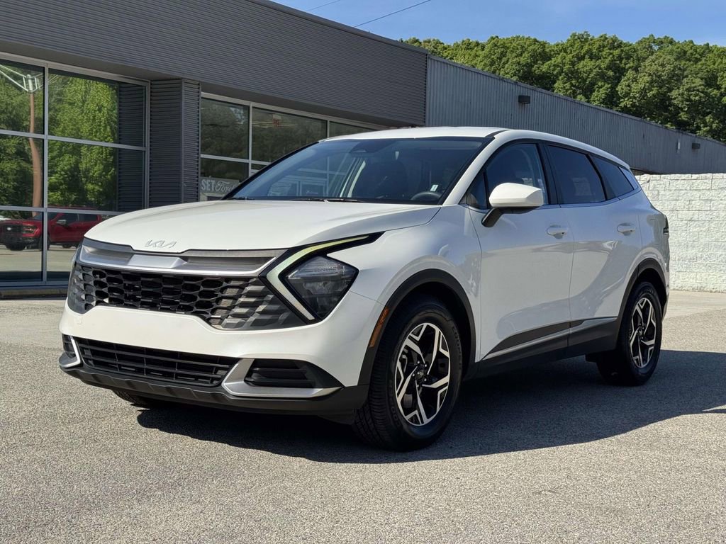 Used 2023 Kia Sportage LX FWD image 23