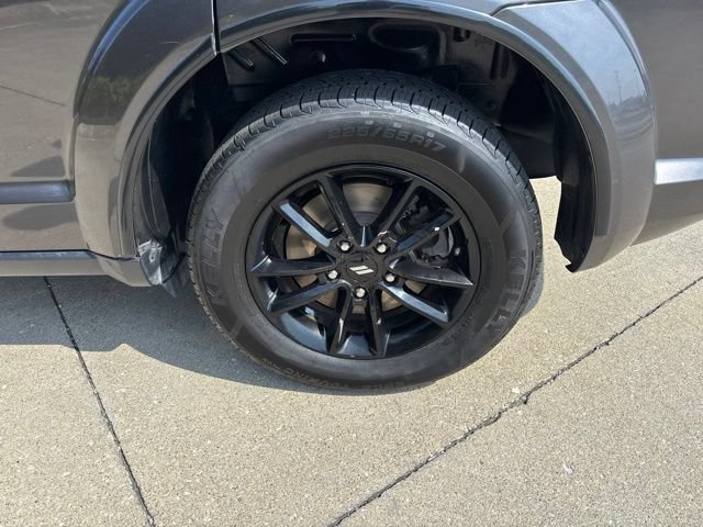 Used 2020 Dodge Journey SE w/ SE Popular Equipment Group FWD image 11