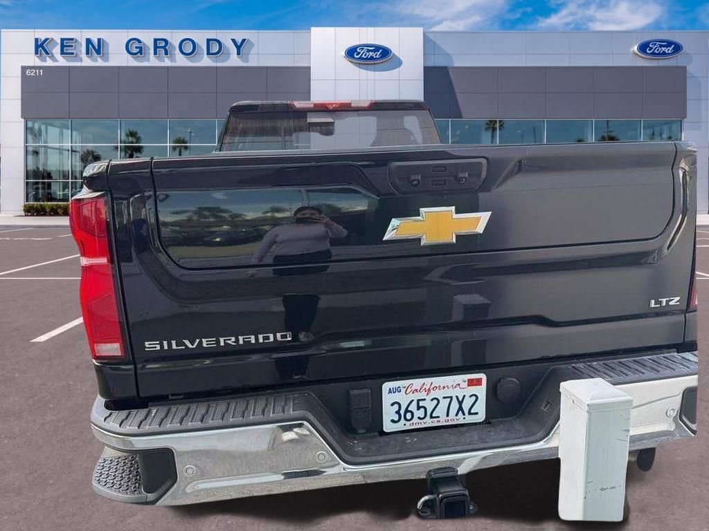 Used 2024 Chevrolet Silverado 2500 LTZ w/ LTZ Convenience Package AWD/4WD image 66