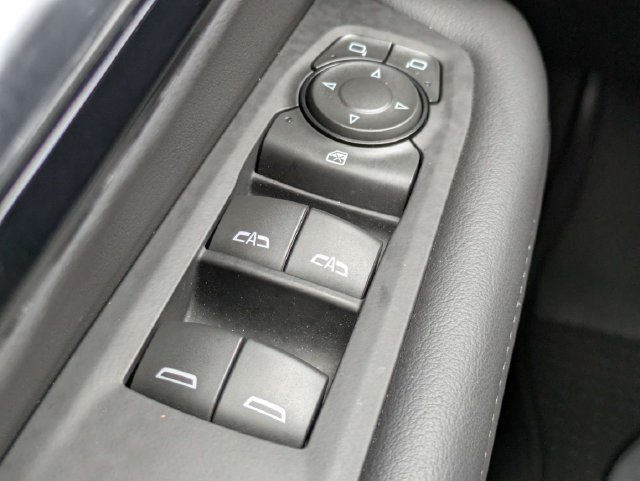 Used 2025 Chevrolet Tahoe LS AWD/4WD image 23