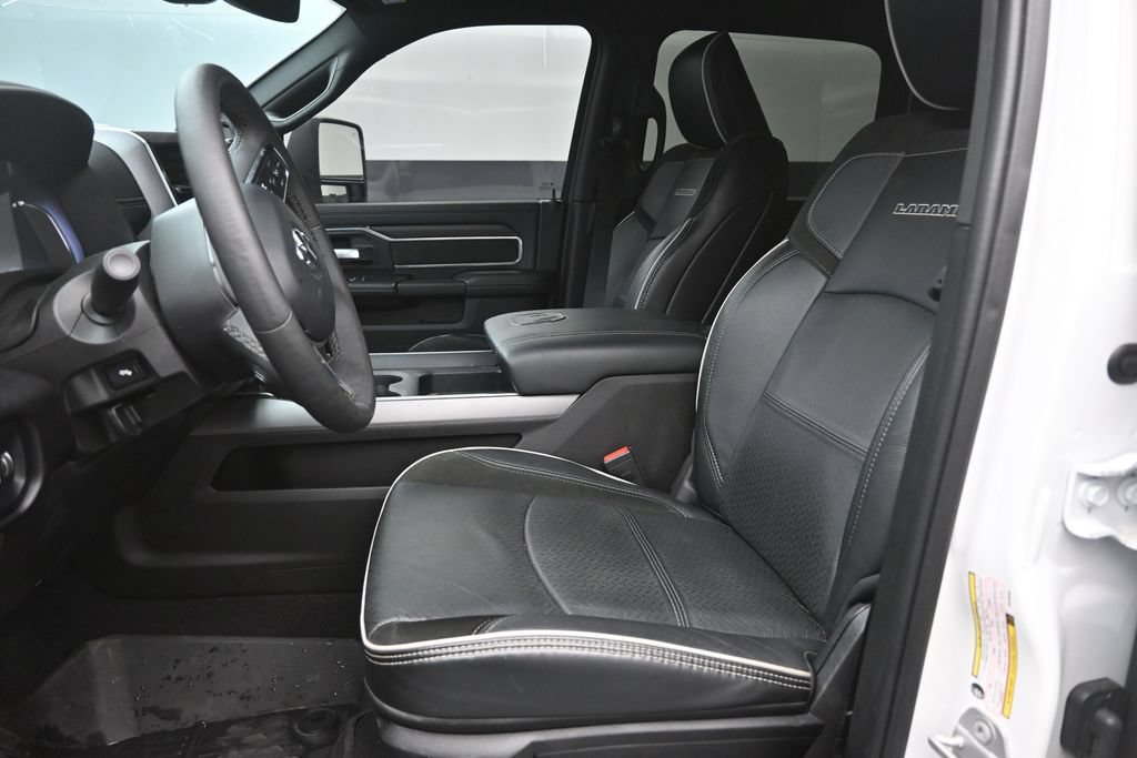 Used 2025 RAM 2500 Laramie AWD/4WD image 18