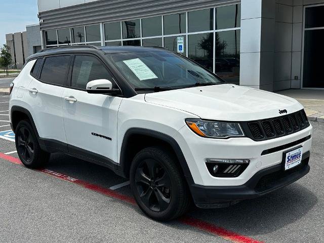 Used 2020 Jeep Compass Latitude FWD image 3