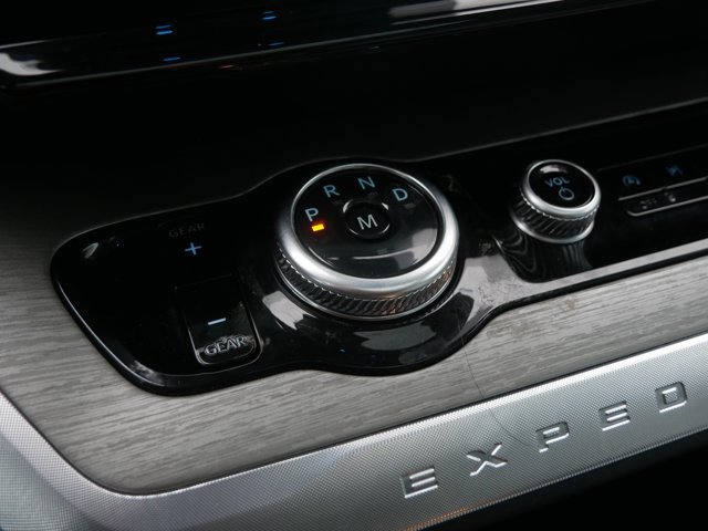 Certified 2025 Ford Expedition Max Platinum image 19