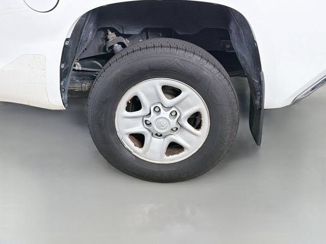 Used 2018 Toyota Tundra SR5 w/ SR5 Upgrade Package AWD/4WD image 34