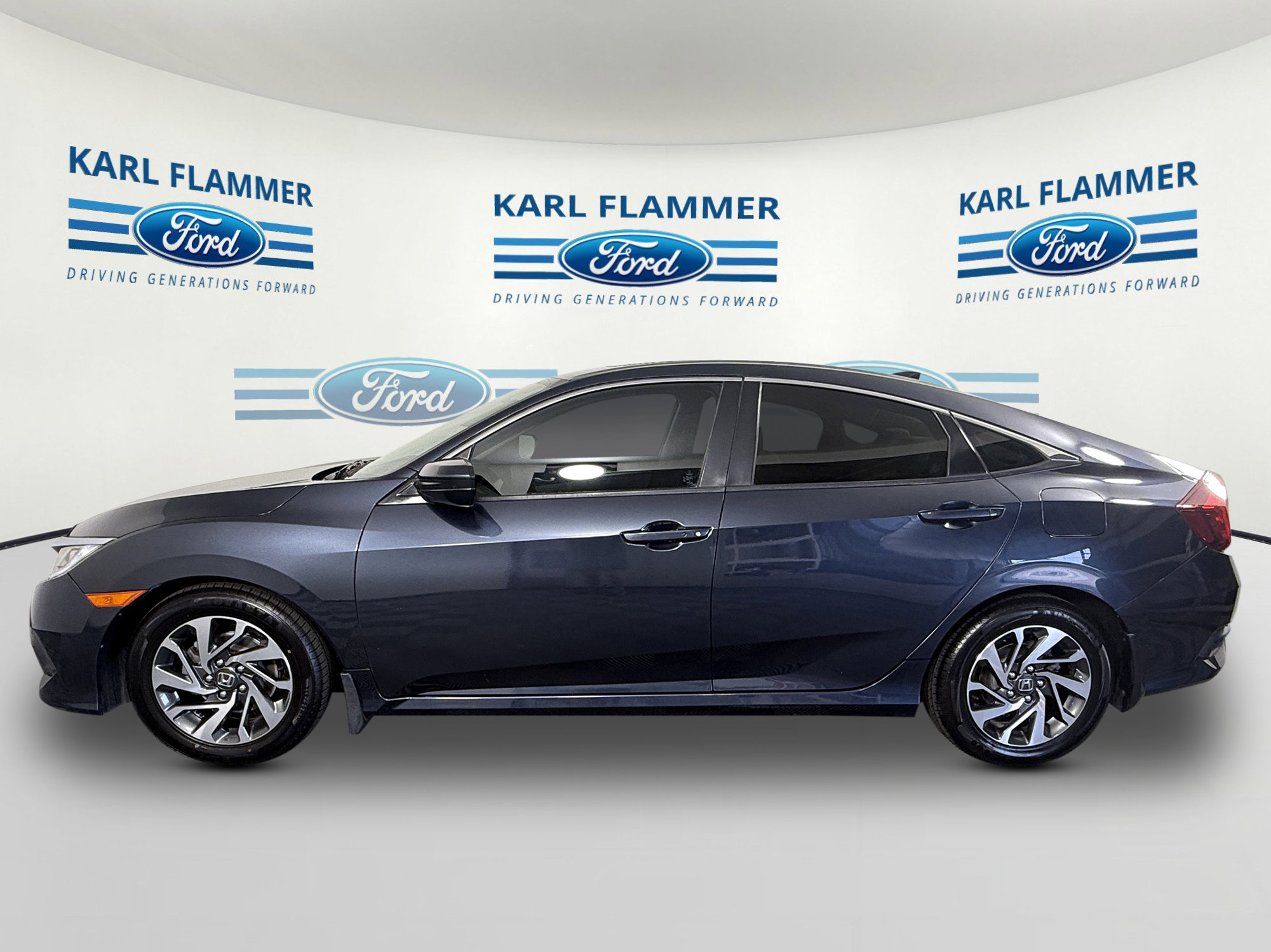 Used 2017 Honda Civic EX image 5
