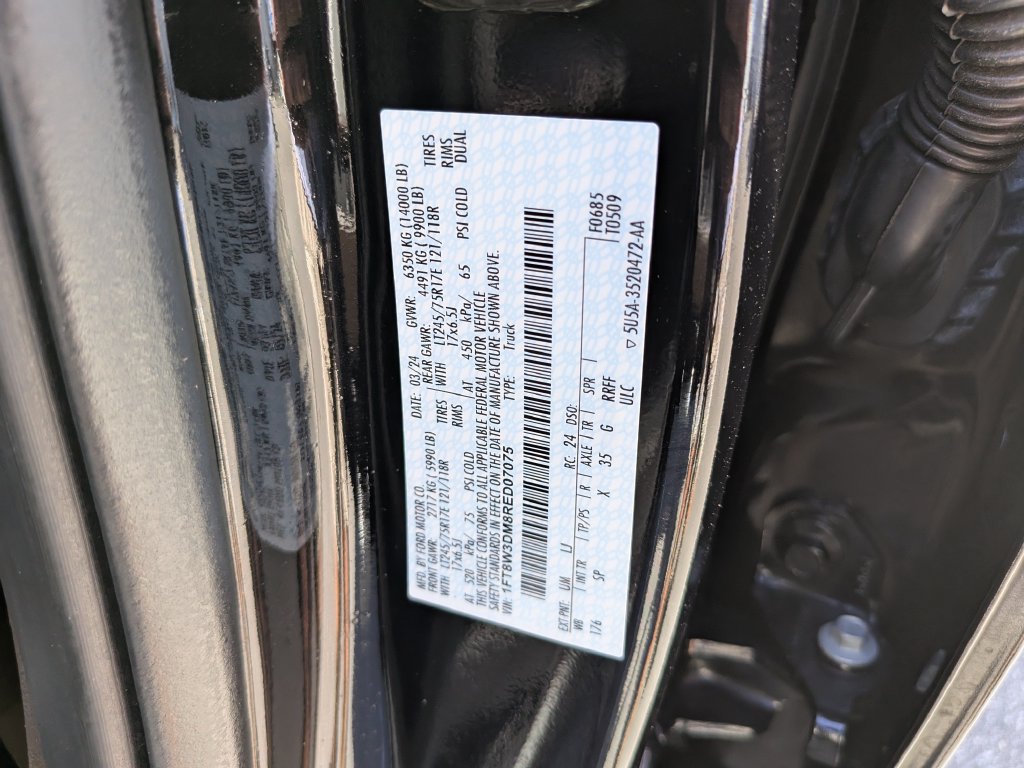 Certified 2024 Ford F350 King Ranch AWD/4WD image 44