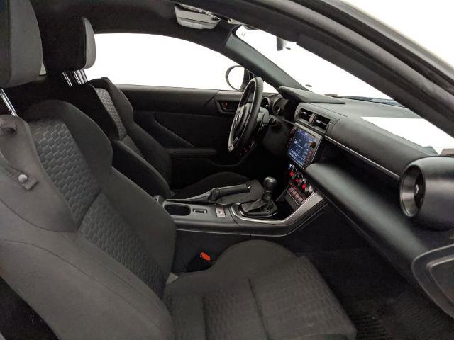 Used 2024 Toyota GR86 Base image 23