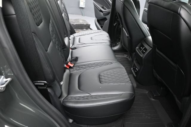 Certified 2024 Ford Edge Titanium AWD/4WD image 24