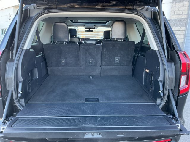 Certified 2025 Ford Expedition Max Platinum AWD/4WD image 23