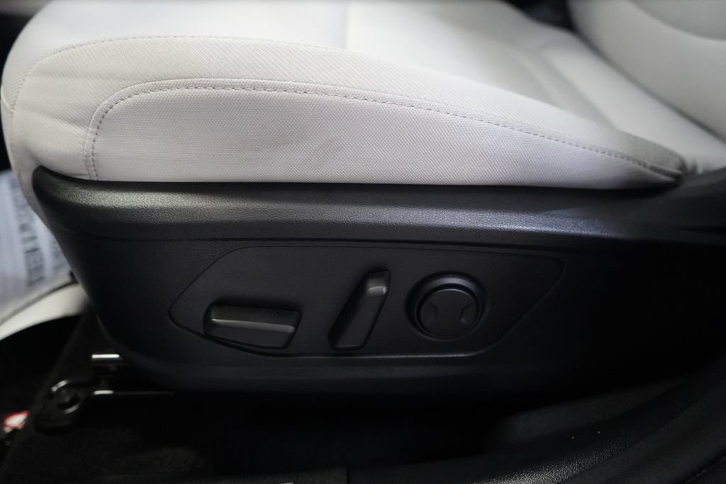Used 2026 Hyundai Tucson SEL Plus FWD image 16
