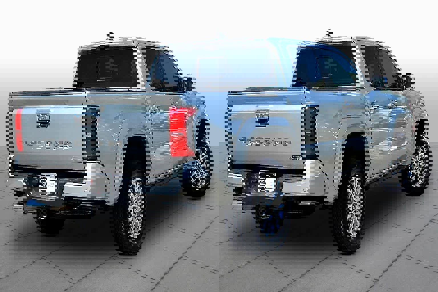 Used 2024 Toyota Tacoma Limited image 13