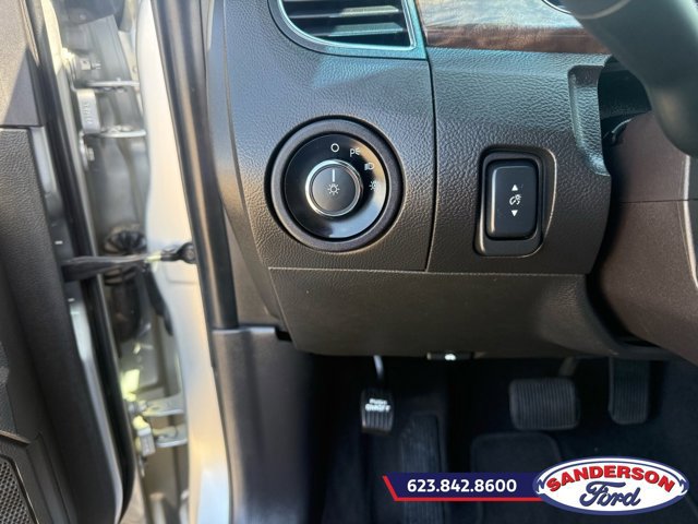 Certified 2019 Ford Taurus Limited AWD/4WD image 12
