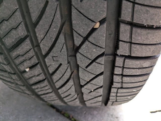 Certified 2020 Ford Explorer Platinum w/ Premium Technology Package image 12