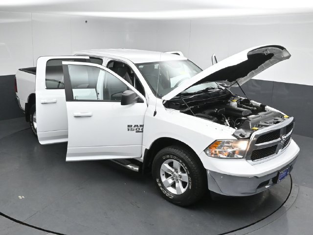 Used 2021 RAM 1500 Classic SLT AWD/4WD image 54