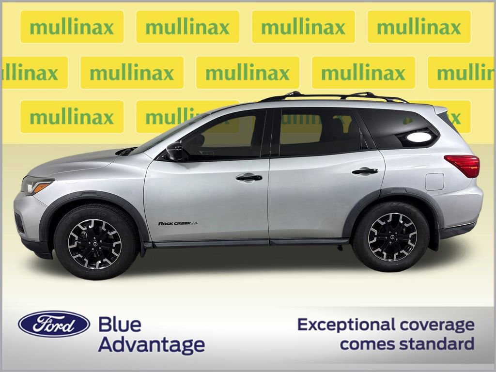 Used 2020 Nissan Pathfinder SL video 2