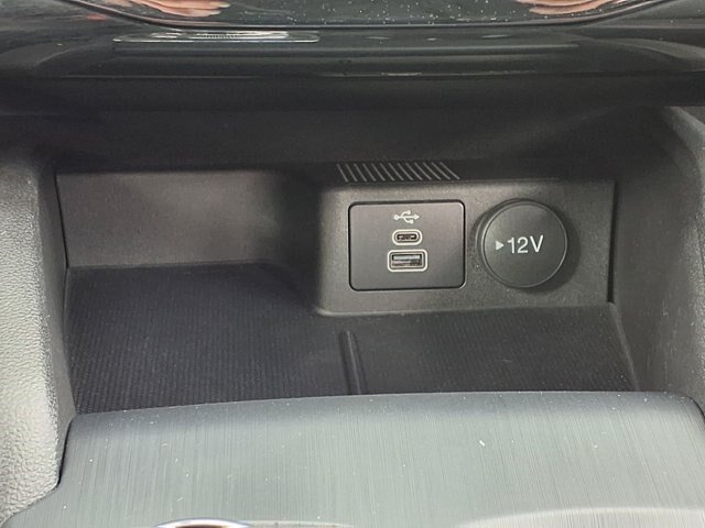 Certified 2024 Ford Escape ST-Line w/ Tech Pack #1 AWD/4WD image 13