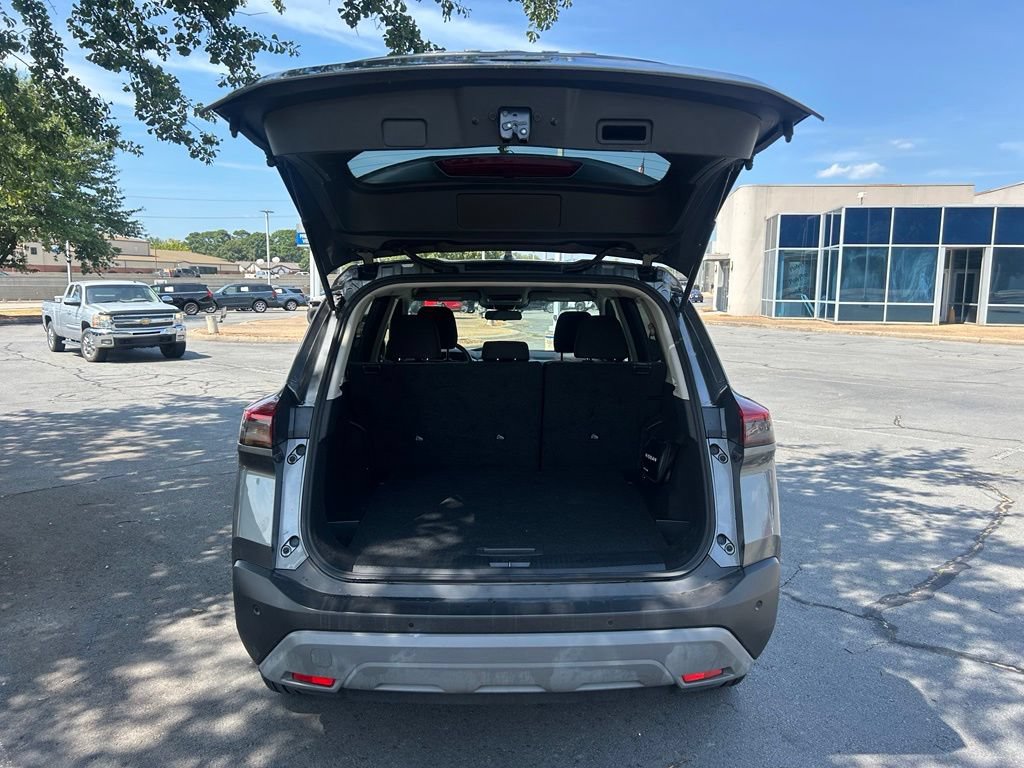 Used 2022 Nissan Rogue SV FWD image 9