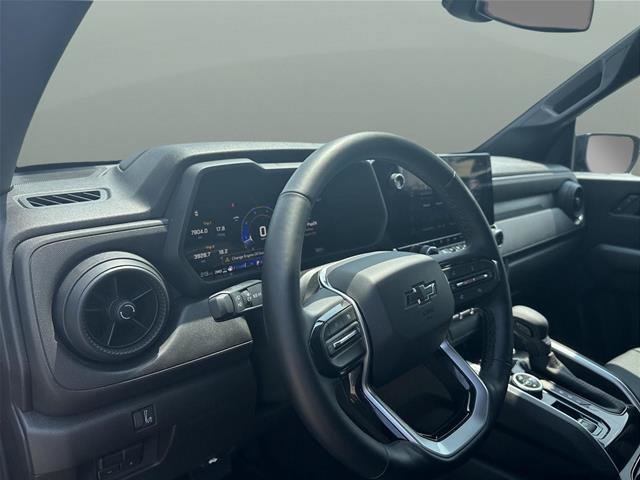 Used 2026 Chevrolet Colorado Trail Boss AWD/4WD image 15