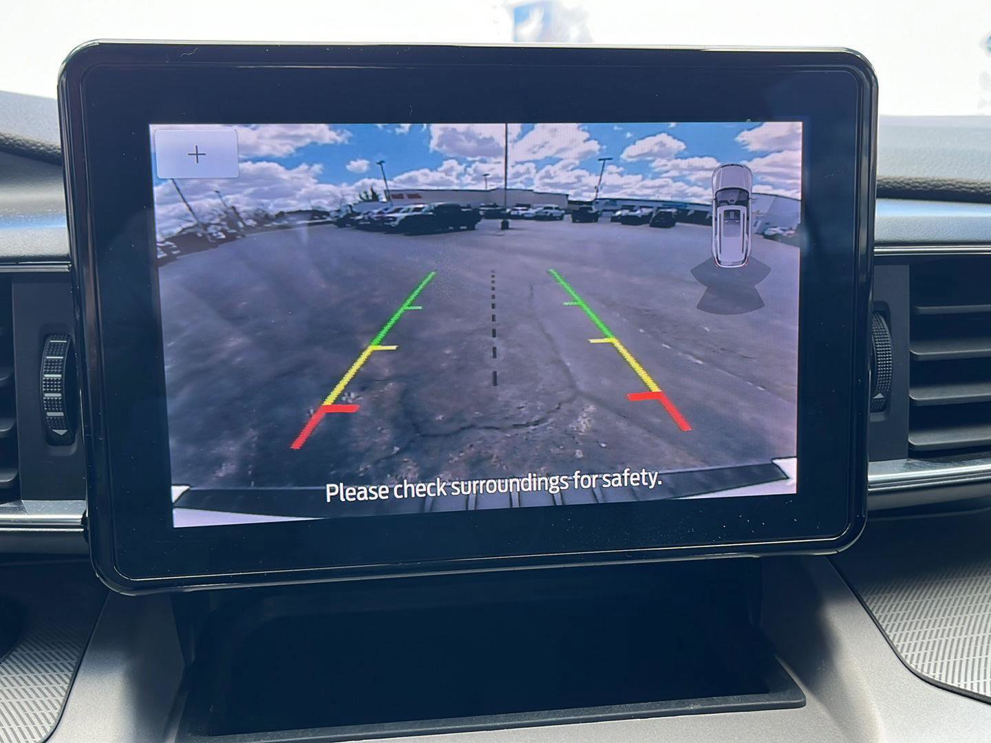 Certified 2023 Ford Explorer XLT w/ Equipment Group 202A image 29