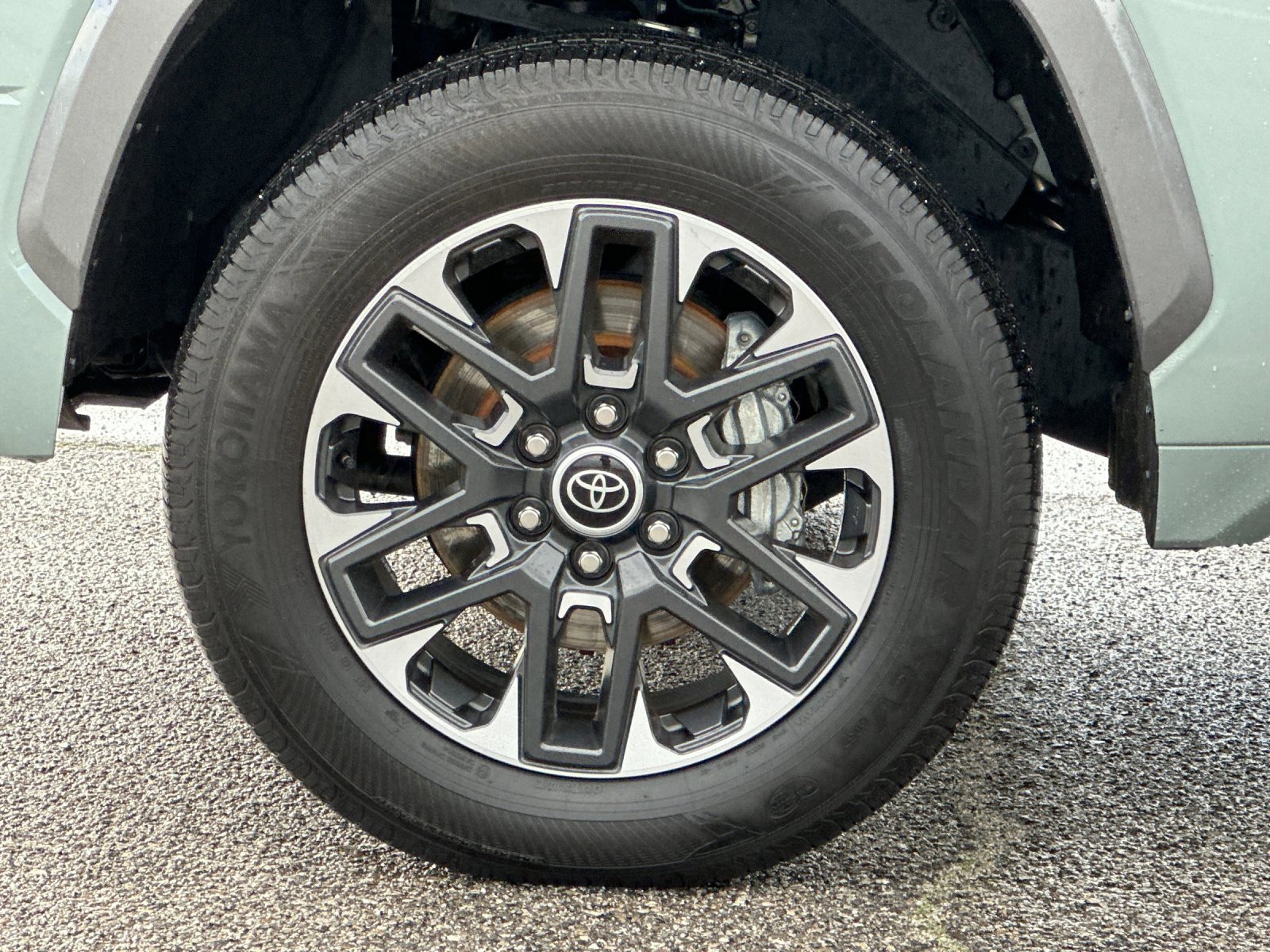 Used 2024 Toyota Tundra Limited image 24