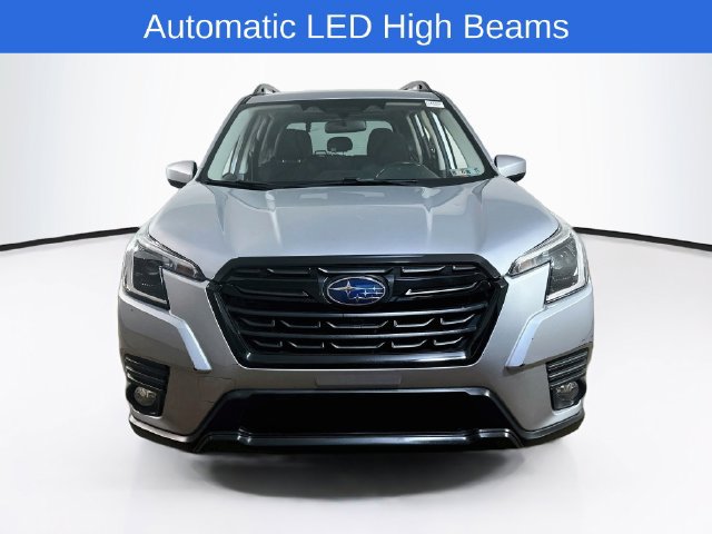 Used 2023 Subaru Forester Premium AWD/4WD image 2