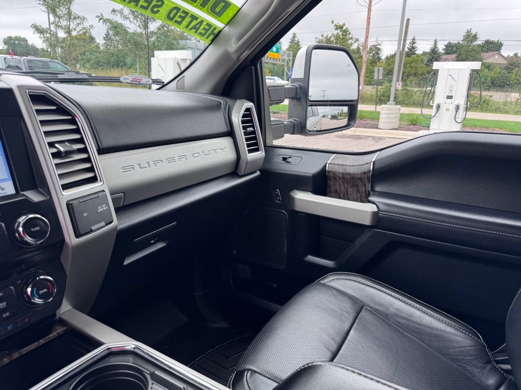 Certified 2017 Ford F250 Lariat w/ Lariat Value Package AWD/4WD image 26