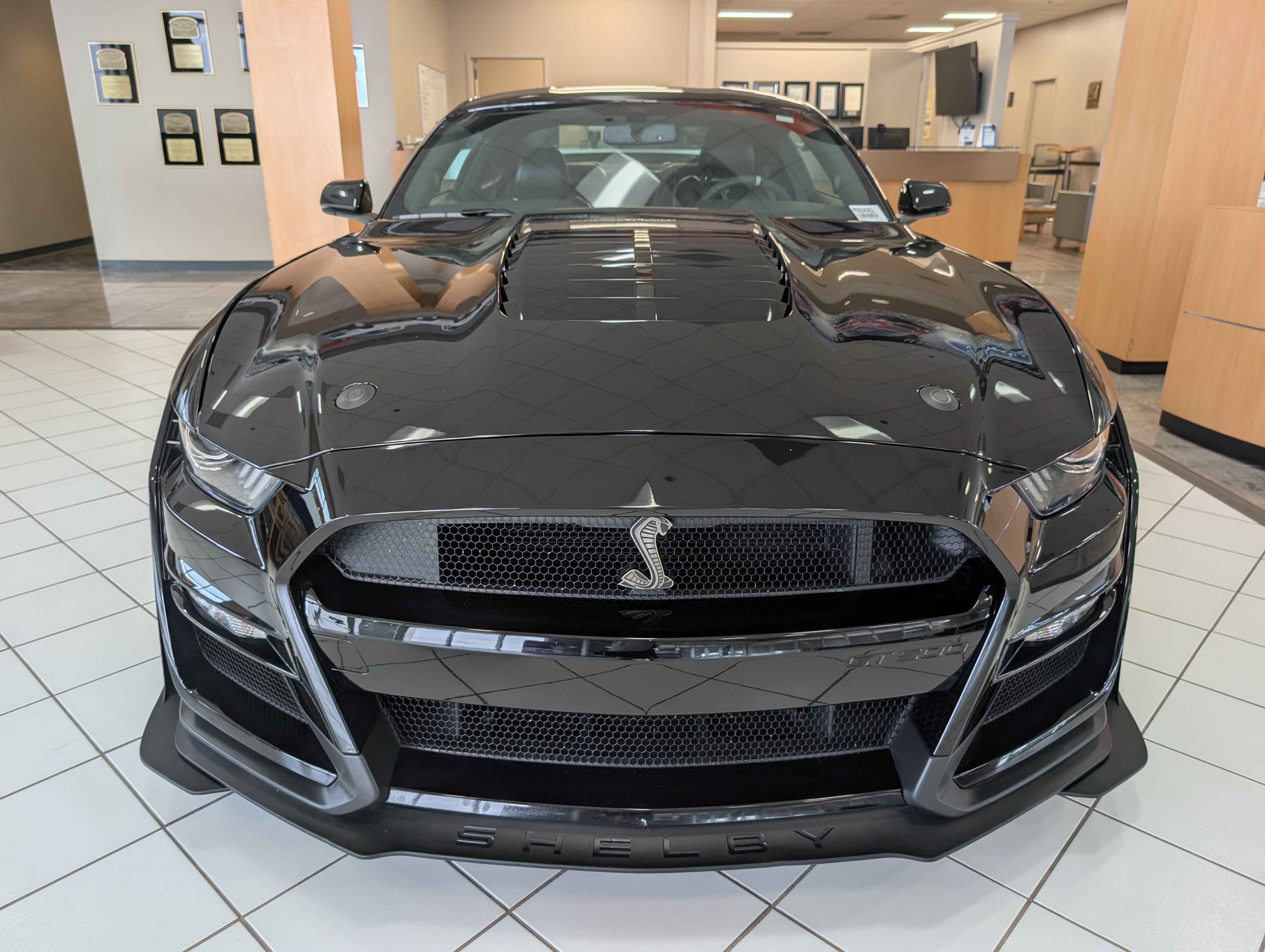 Certified 2021 Ford Mustang Shelby GT500 w/ Technology Package RWD image 8