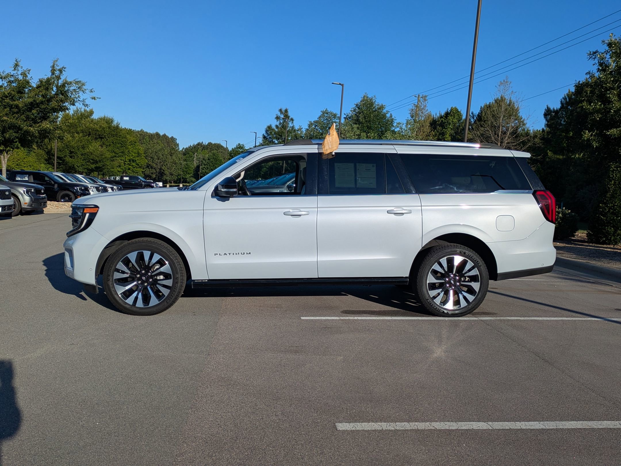 Certified 2025 Ford Expedition Max Platinum w/ Driver's Package AWD/4WD image 7