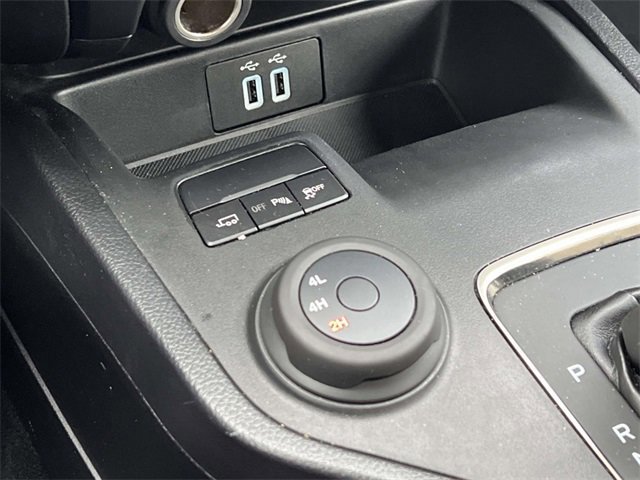 Certified 2022 Ford Ranger Lariat w/ Equipment Group 501A High image 25