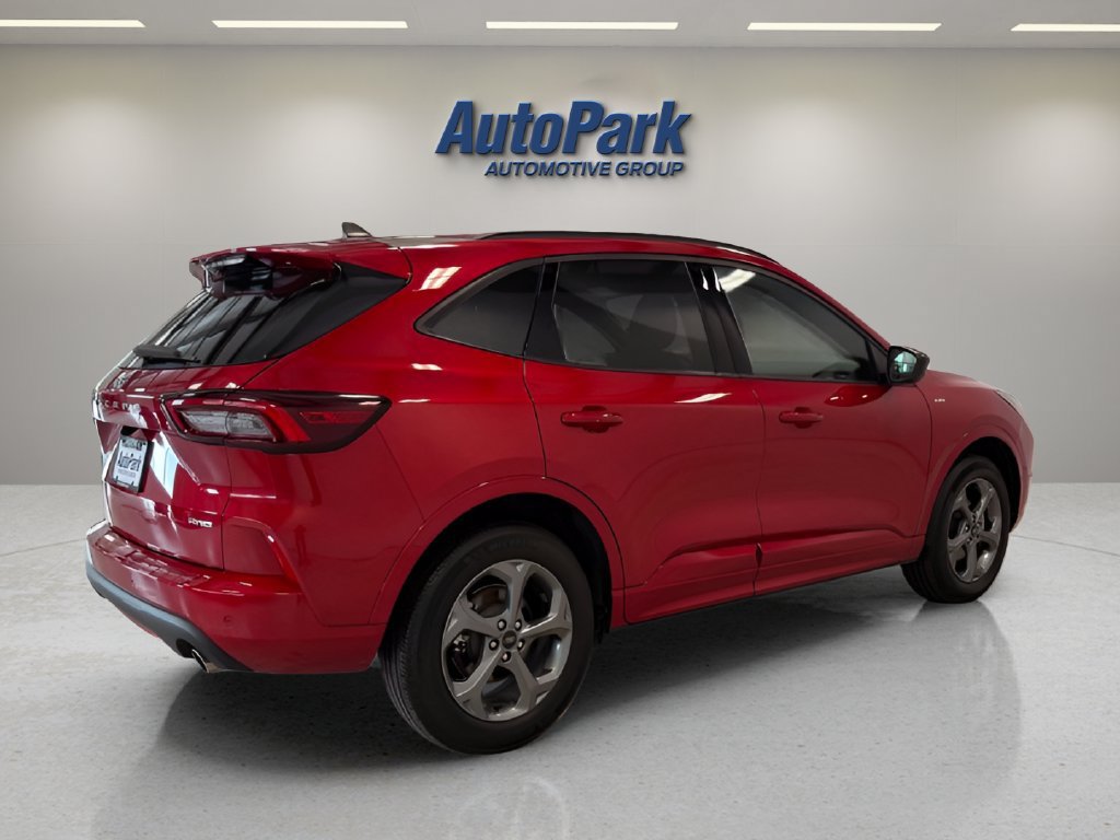 Certified 2024 Ford Escape ST-Line w/ Tech Pack #1 AWD/4WD image 7