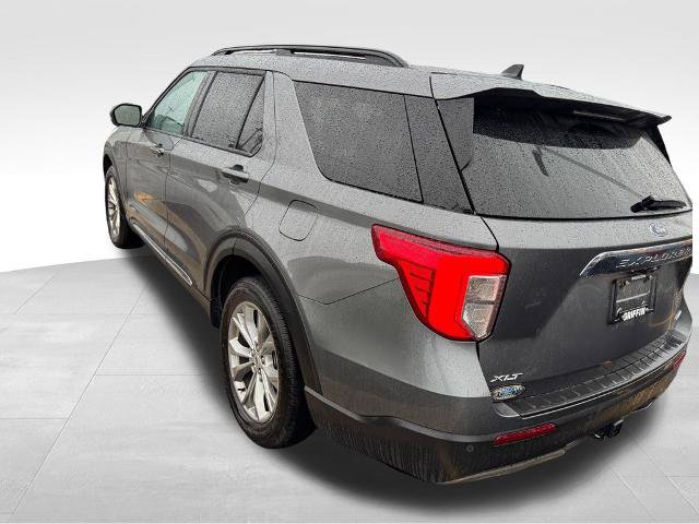 Certified 2023 Ford Explorer XLT w/ Equipment Group 202A AWD/4WD image 4
