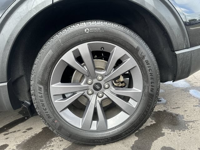 Certified 2023 Ford Explorer XLT w/ Equipment Group 202A AWD/4WD image 11