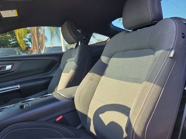 Certified 2025 Ford Mustang Coupe RWD image 11