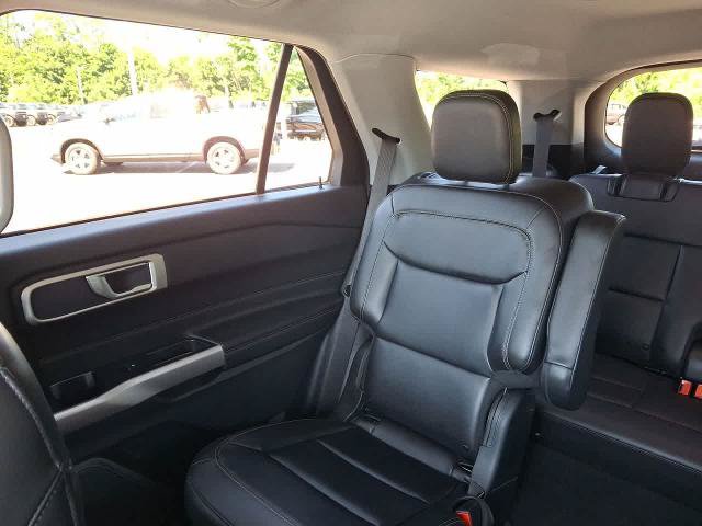Certified 2023 Ford Explorer XLT w/ Equipment Group 202A AWD/4WD image 12