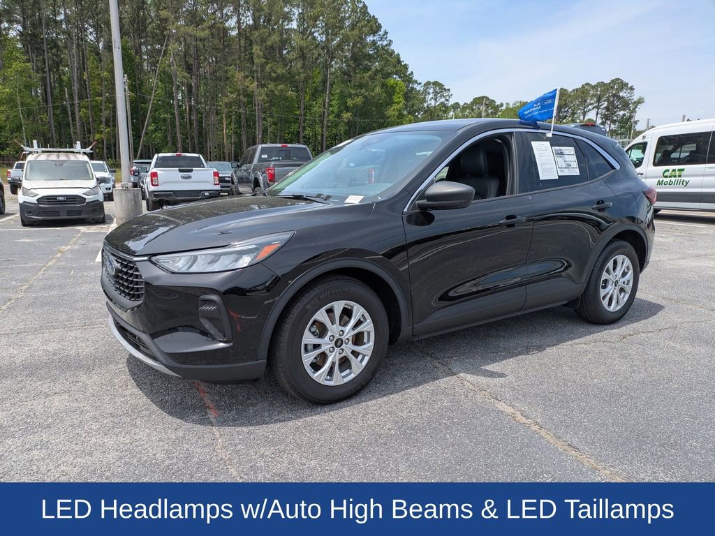 Certified 2023 Ford Escape Active FWD image 9