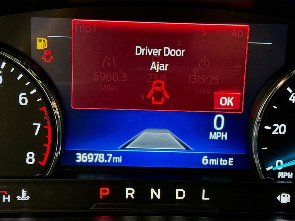 Certified 2022 Ford Explorer Limited w/ Equipment Group 301A image 18