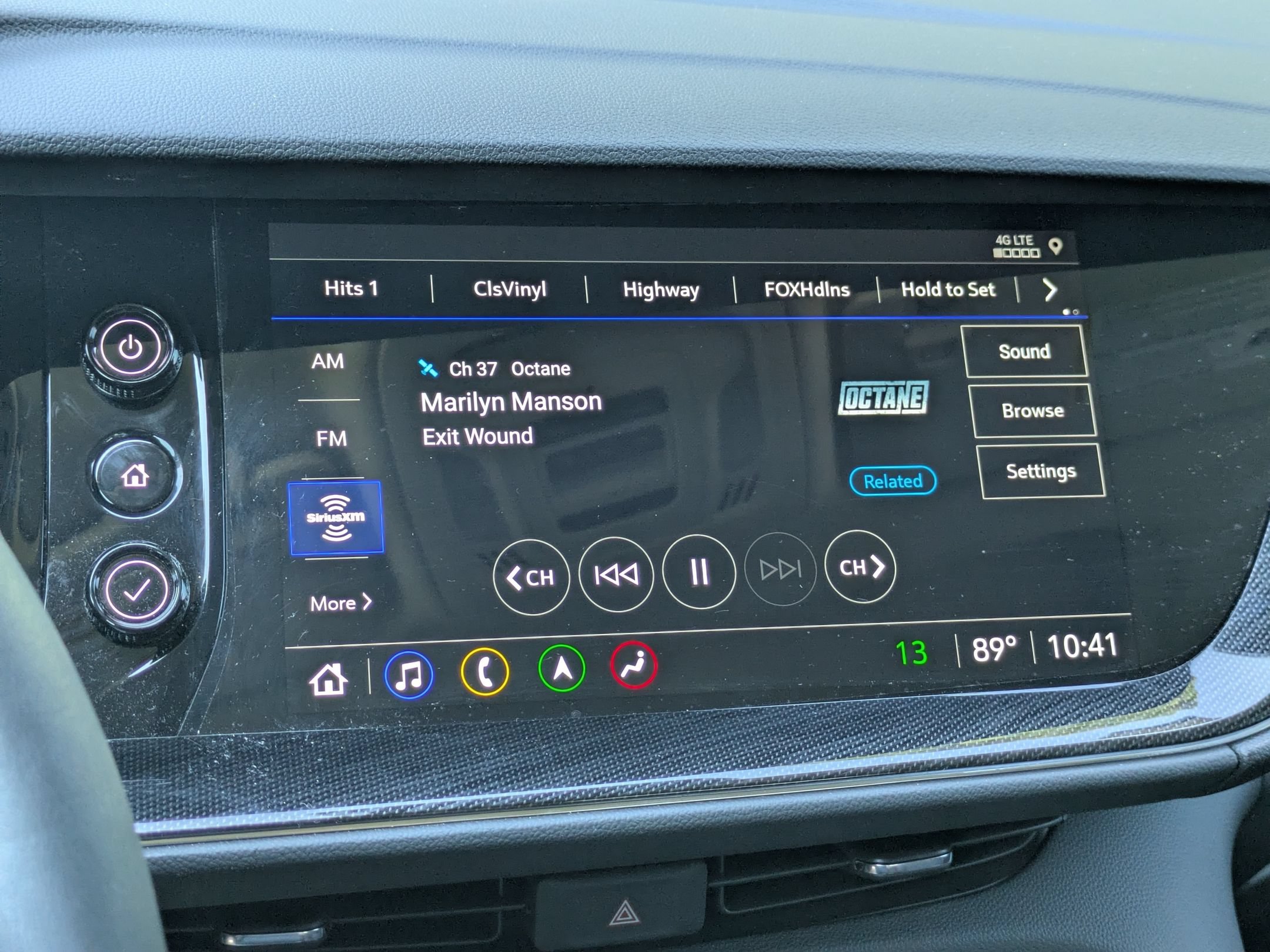 Used 2023 Buick Envision Essence w/ Technology Package I AWD/4WD image 20