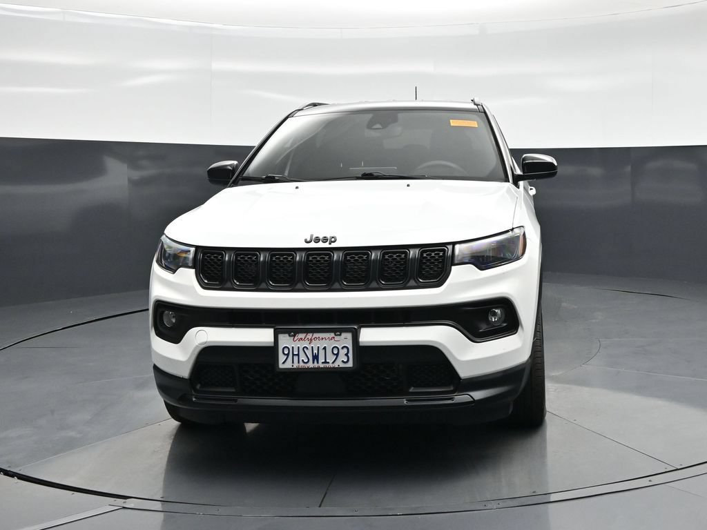 Used 2023 Jeep Compass Latitude AWD/4WD image 20